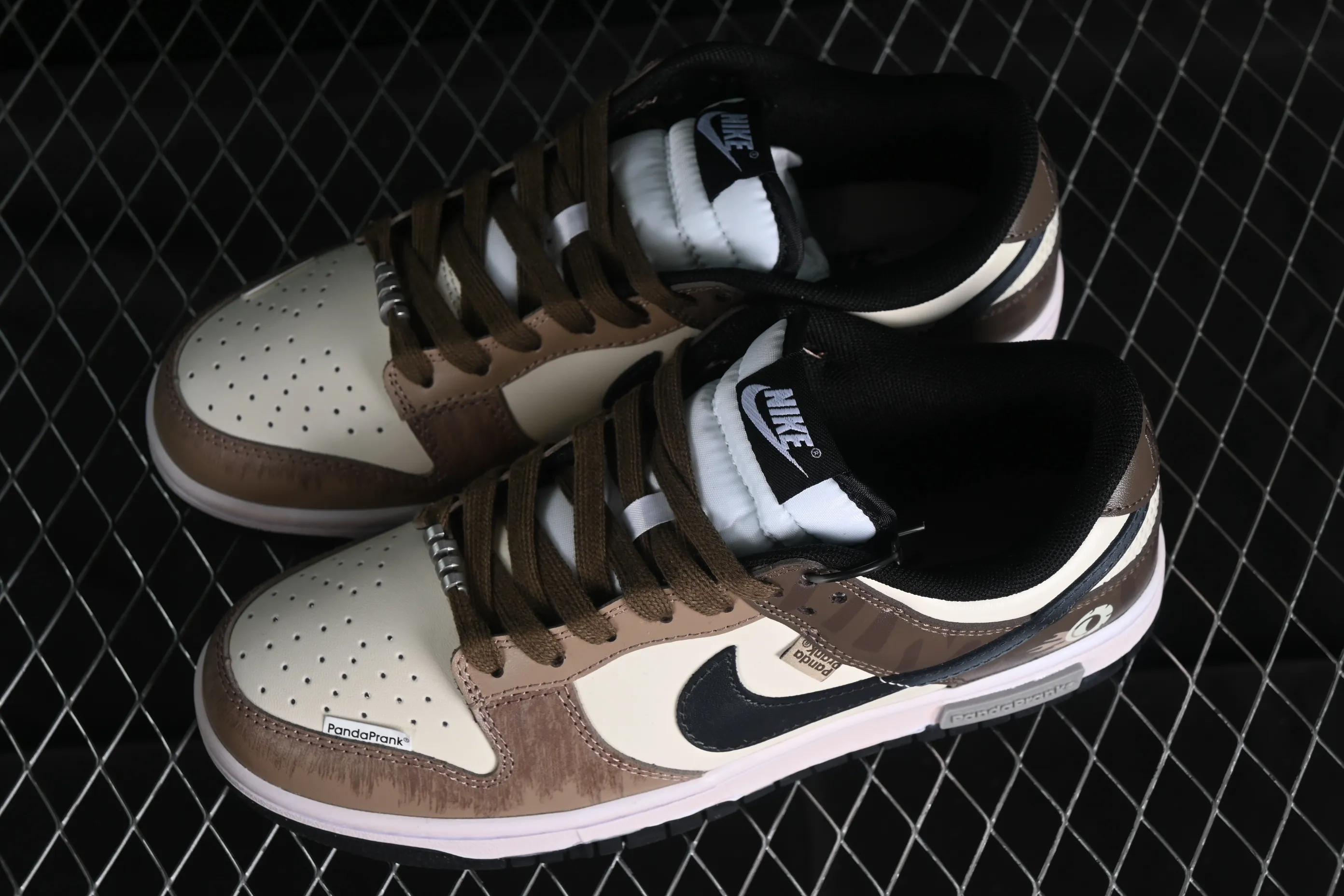 All Categories Nk SB Dunk Series Nk SB Dunk Low Low-top sneakers Nk Dunk Low Panda Prank Street Racing Rusty Distressed SB strap low-top casual sneakers DD1391-100